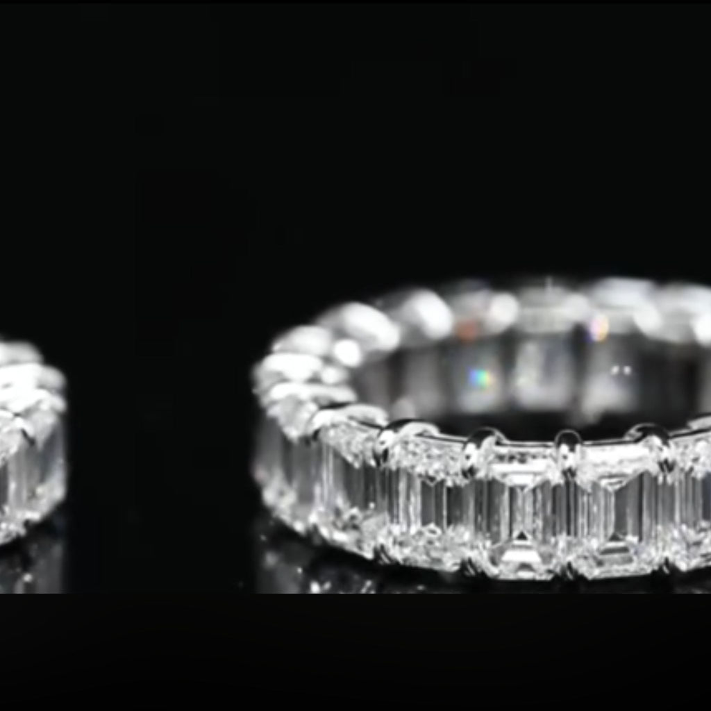 ÉCLATINE Signature Baguette Cut Eternity Band Ring
