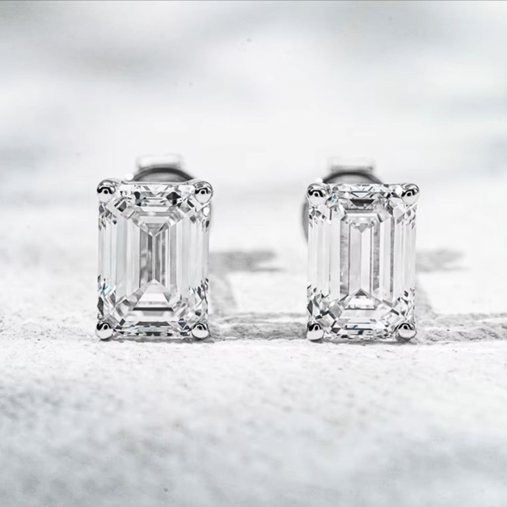ÉCLATINE 10K Solid Gold | IGI Certified Lab Diamond | Emerald Cut| Stud Earrings