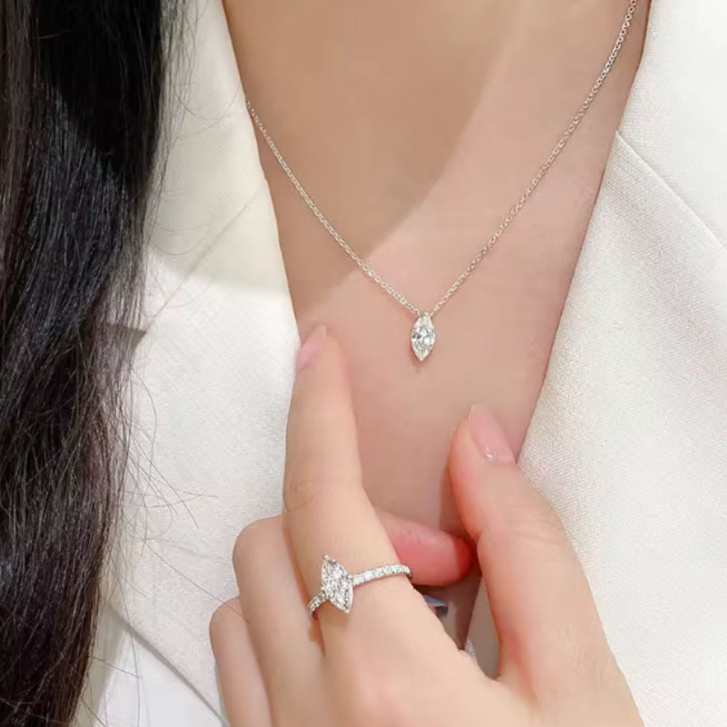 ÉCLATINE Classic Marquise Cut Necklace | 5x10 mm (approx. 1.0ct)