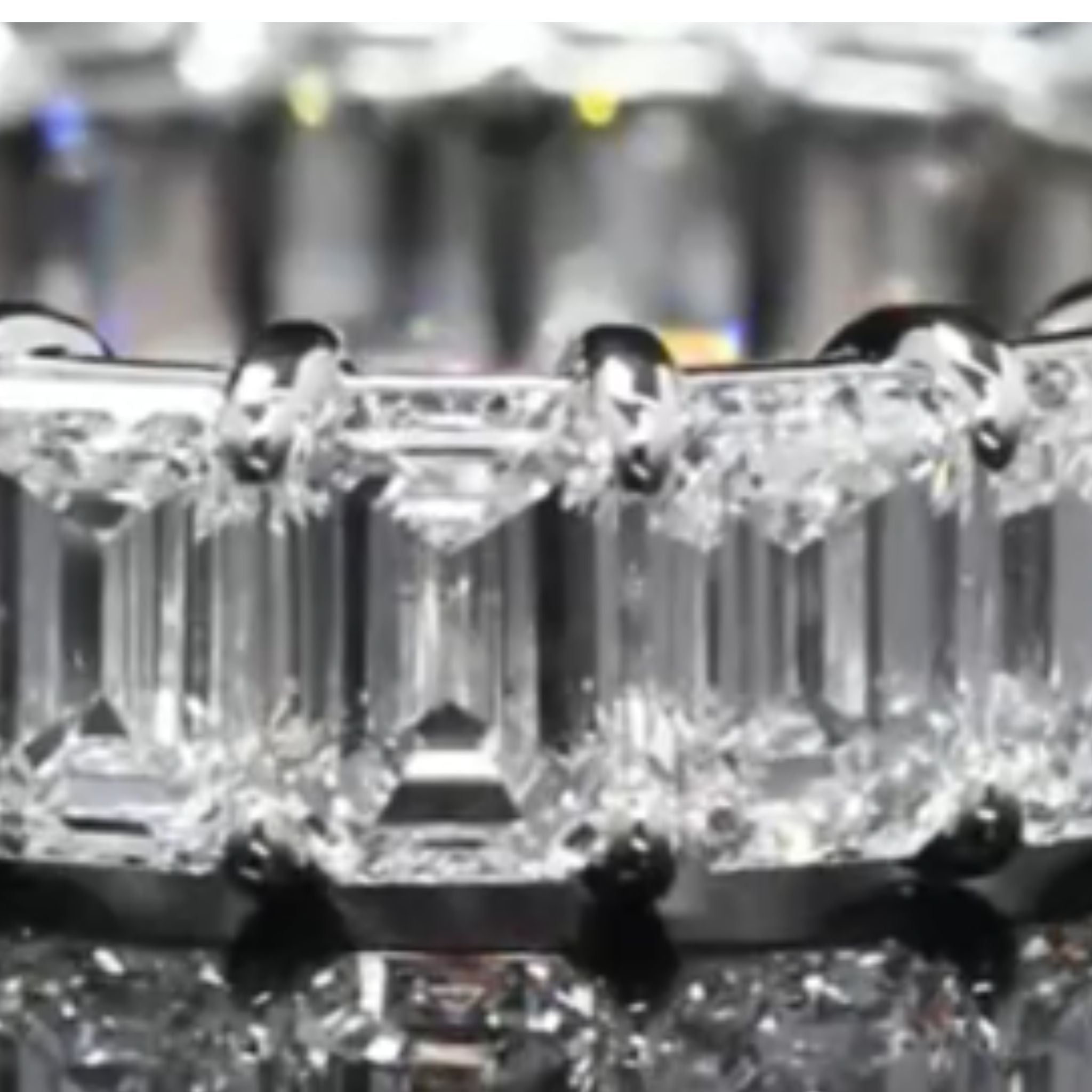 ÉCLATINE Signature Baguette Cut Eternity Band Ring