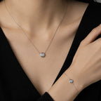 ÉCLATINE Classic Bezel Round Necklace