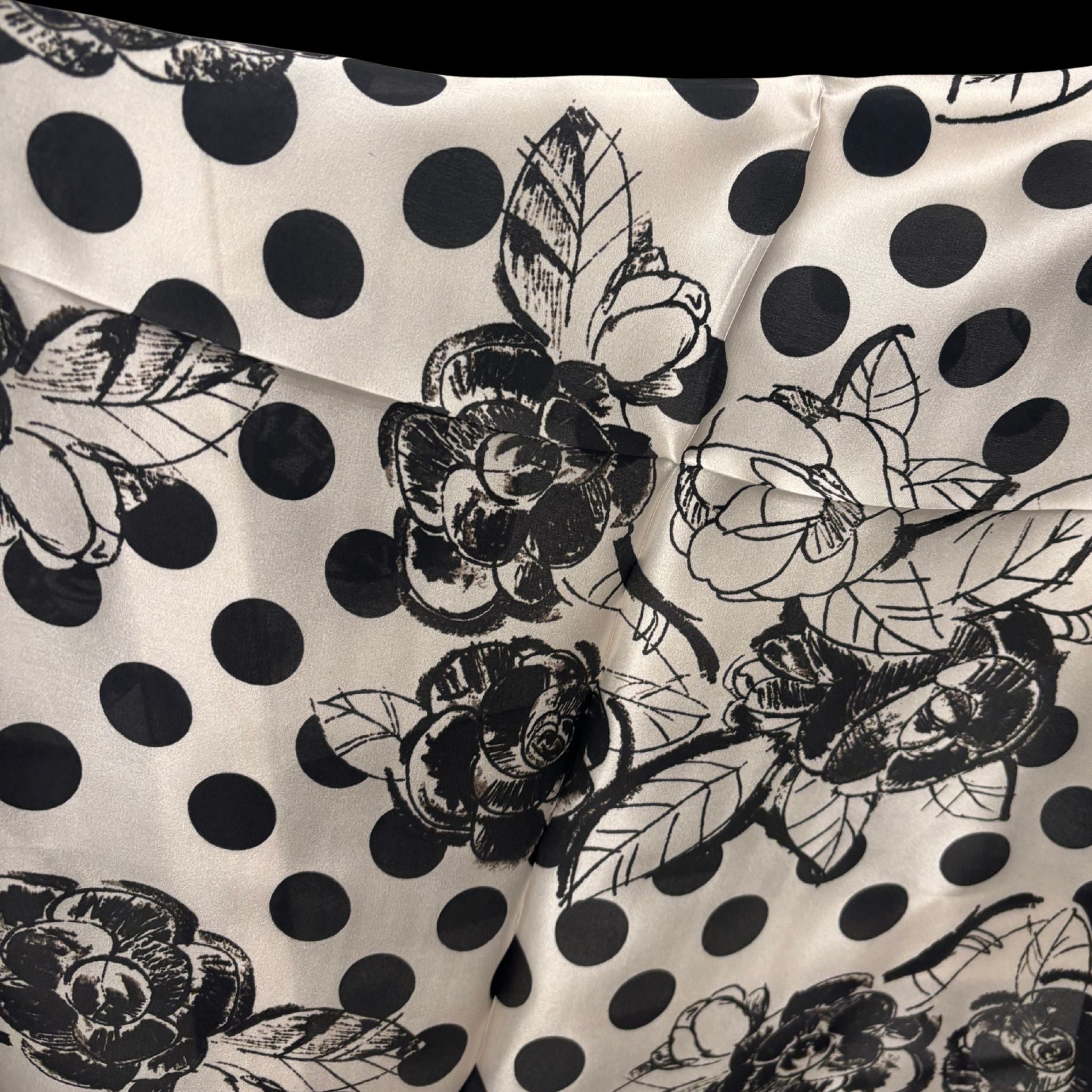 Satin Silk Square 70