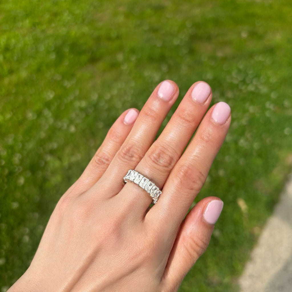ÉCLATINE Signature Baguette Cut Eternity Band Ring