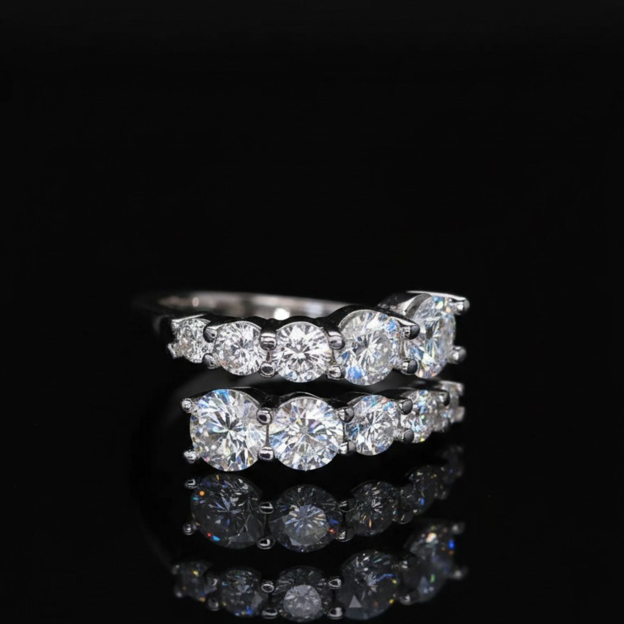 •ÉCLATINE Arc Brilliance Multi-Row Ring