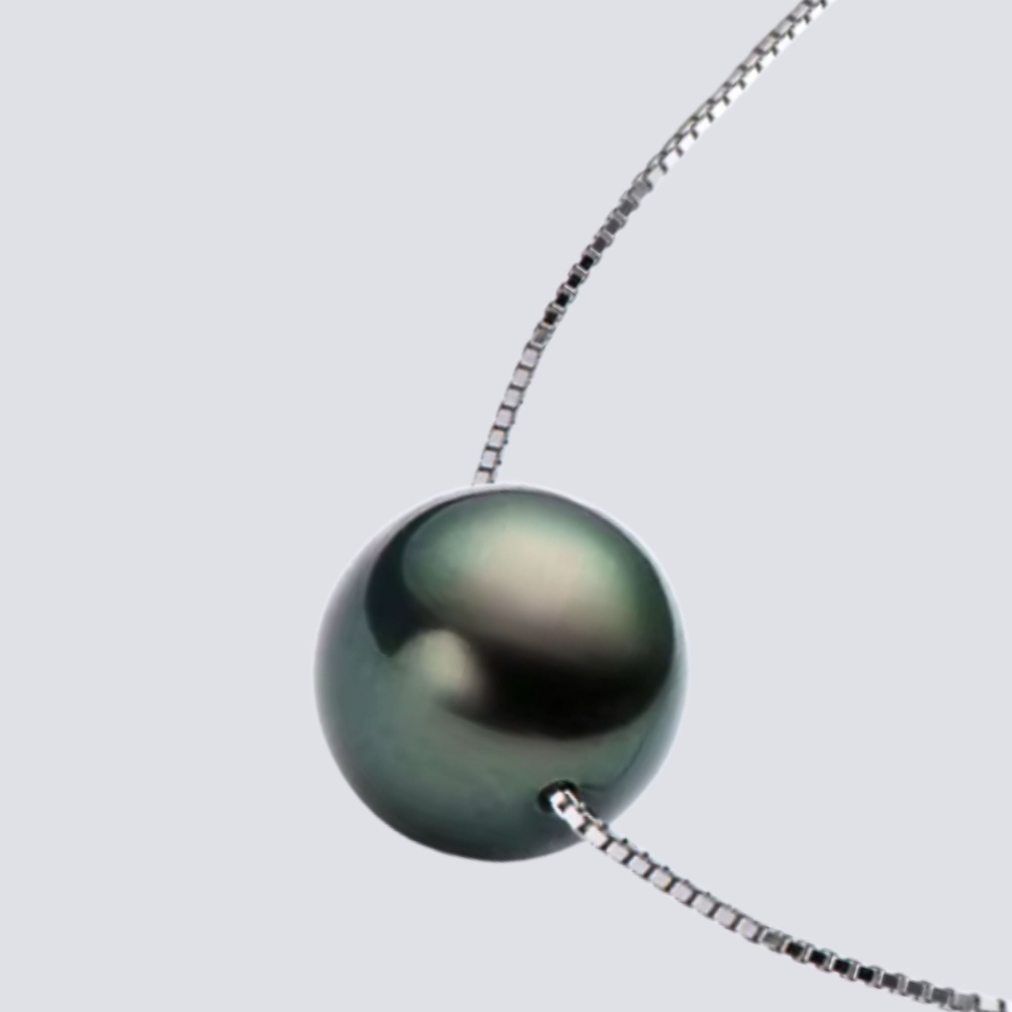 ÉCLATINE Tahitian Black Pearl Necklace