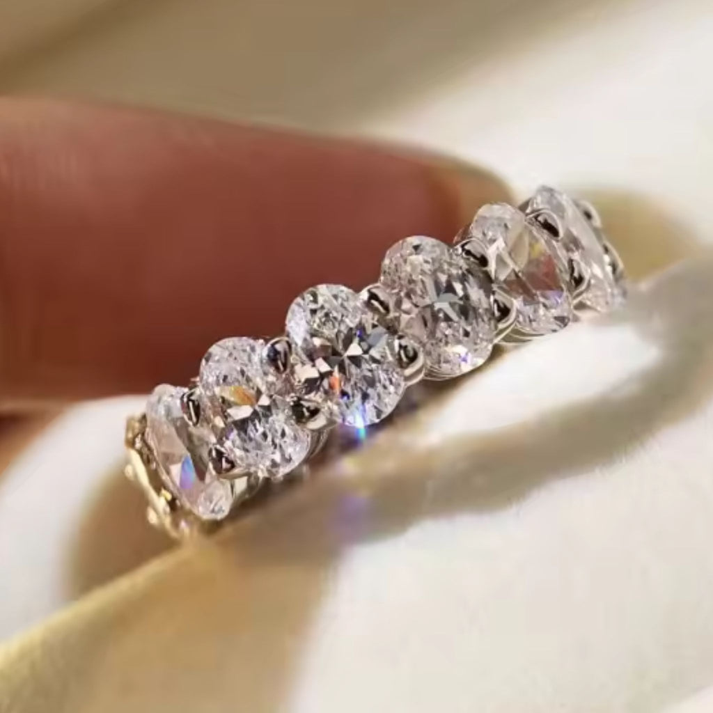 ÉCLATINE Signature Oval Cut Eternity Band Ring